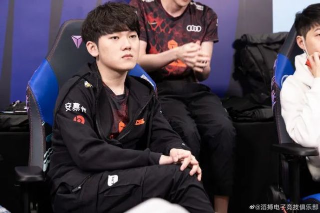  Rookie关键节点高光表现，快船带队取胜！